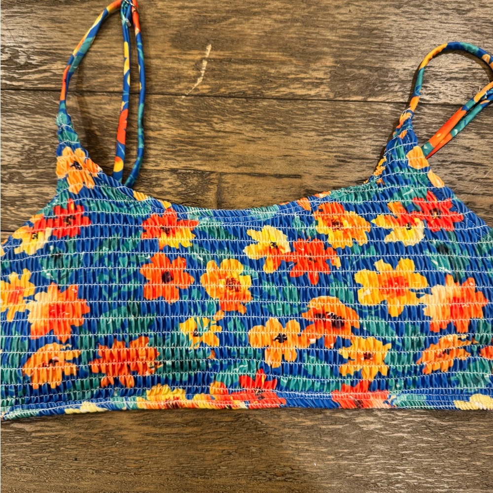 SHEIN Blue Floral Bikini Top